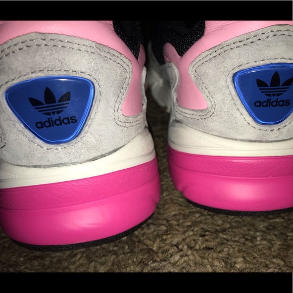 100% Authentic Adidas Falcon Original Colorway - Picture 5 of 6